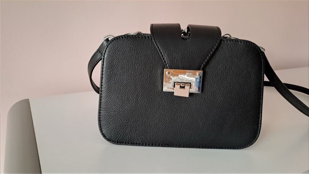 Сумка жіноча чорна.