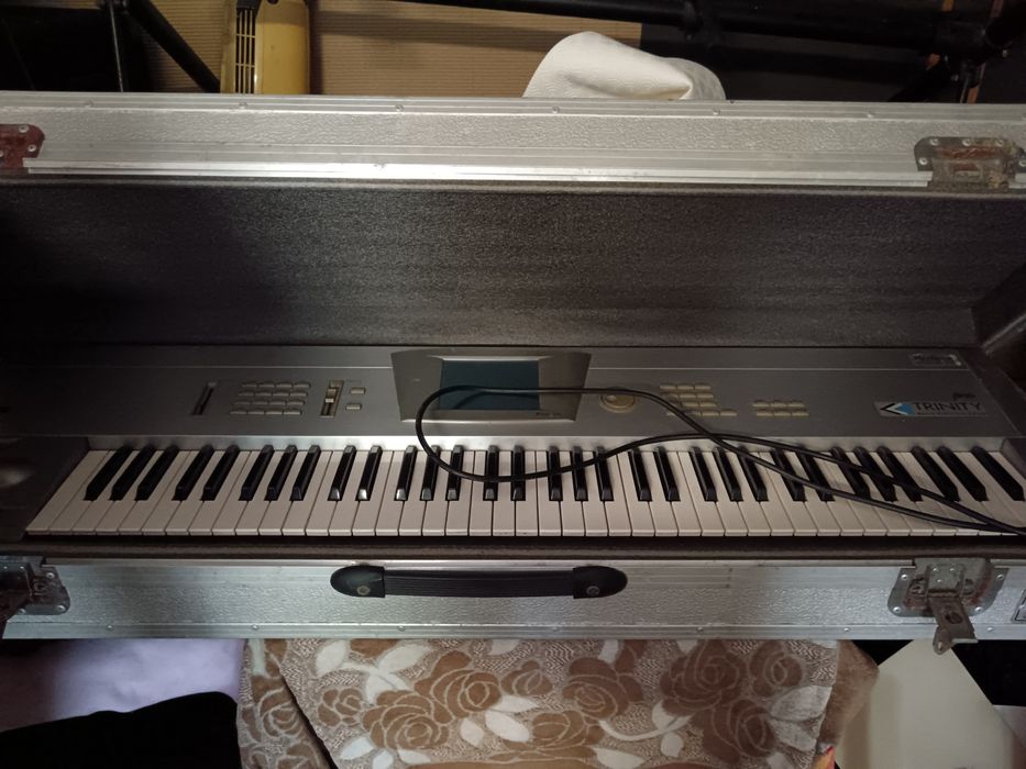 Vendo muito material musical