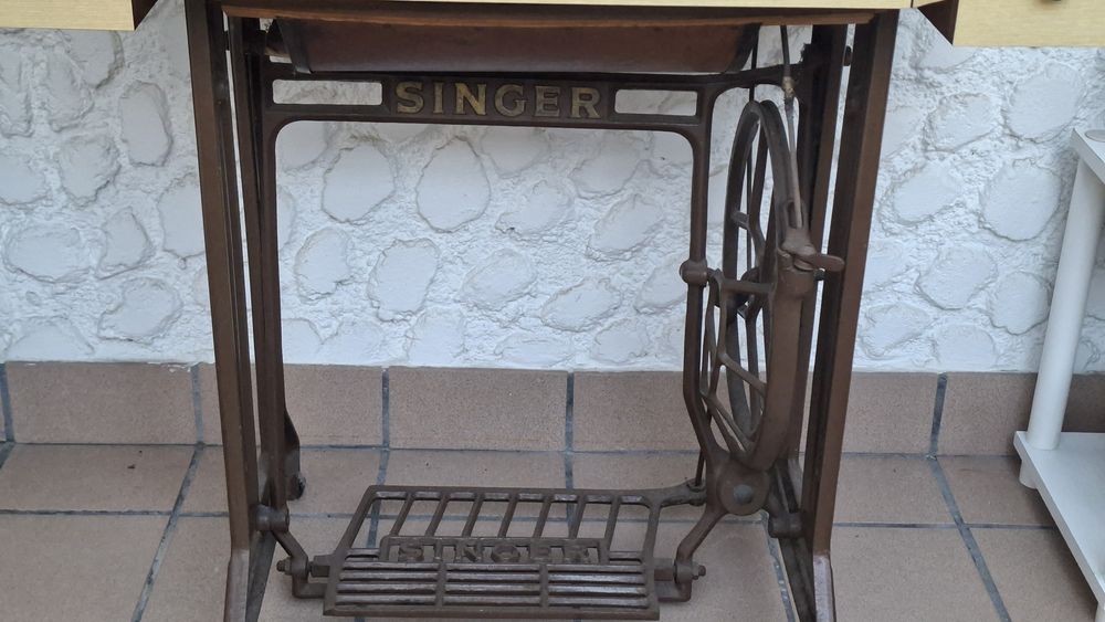 Máquina de costura Singer