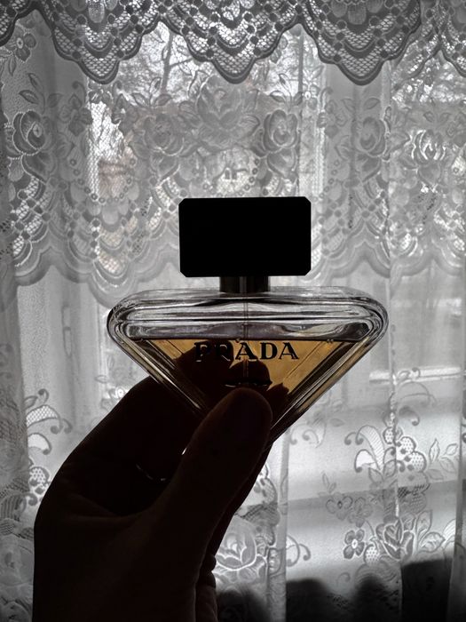 Prada / Paradoxe
