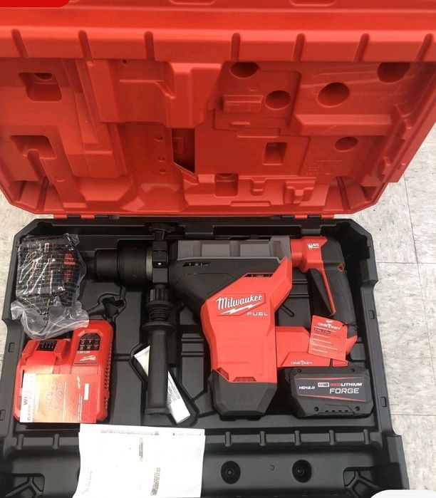 Milwaukee 2718-22hd m18 fuel 1/3/4sds max