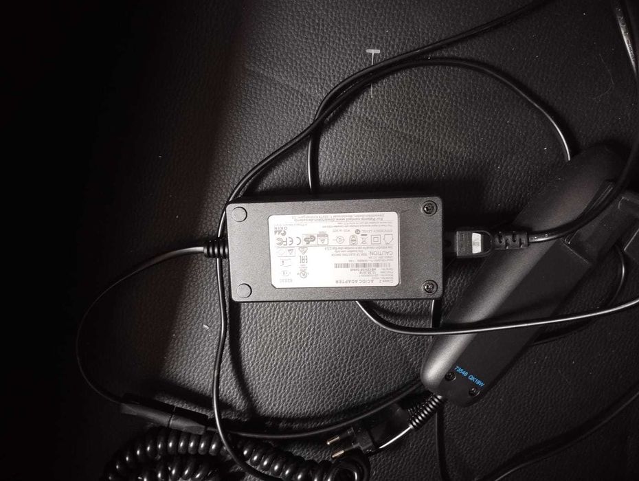 Sofá Poltrona Cadeirão Reclinável em Pele cmo Nova(o) Eléctrica ORTHOS