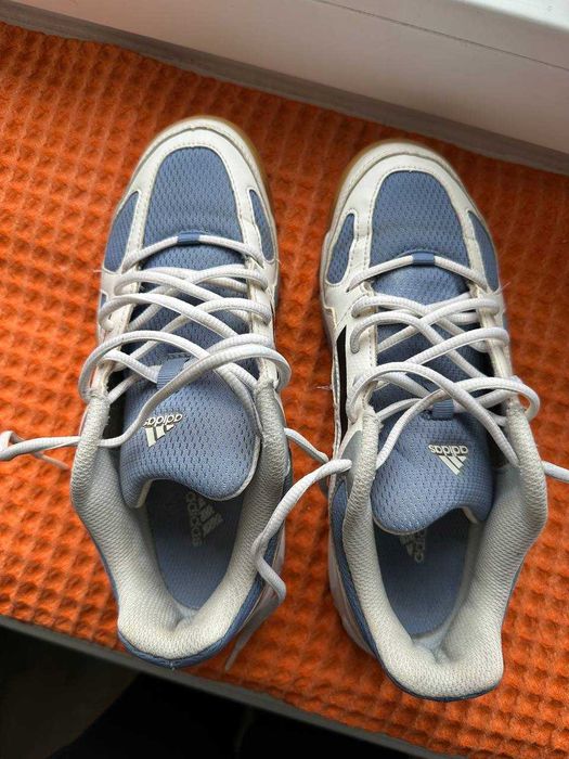 Кросівки Adidas 38 розмір