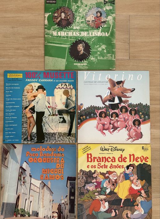 Conjunto 17 Discos Vinil LPs - música Portuguesa, Fado e outros