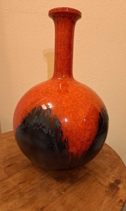 Waza - forma amfory, wys. : 50 cm