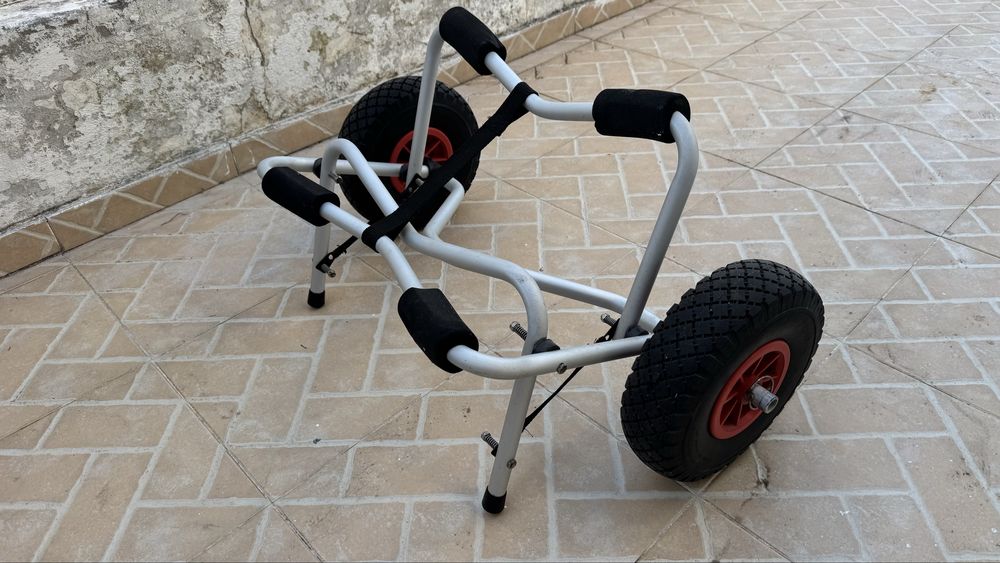 Carrinho de Transporte para Canoas, Kayak,Caiaques e Pranchas