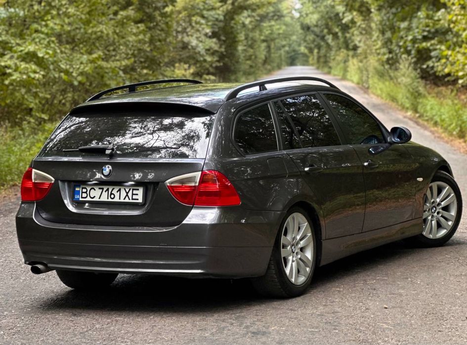 BMW 3 e91.