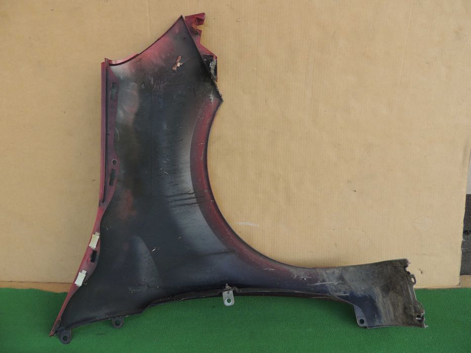 Błotnik przedni lewy Renault Modus 1 I 04,05,06,07,08,09,10-12 TEB76