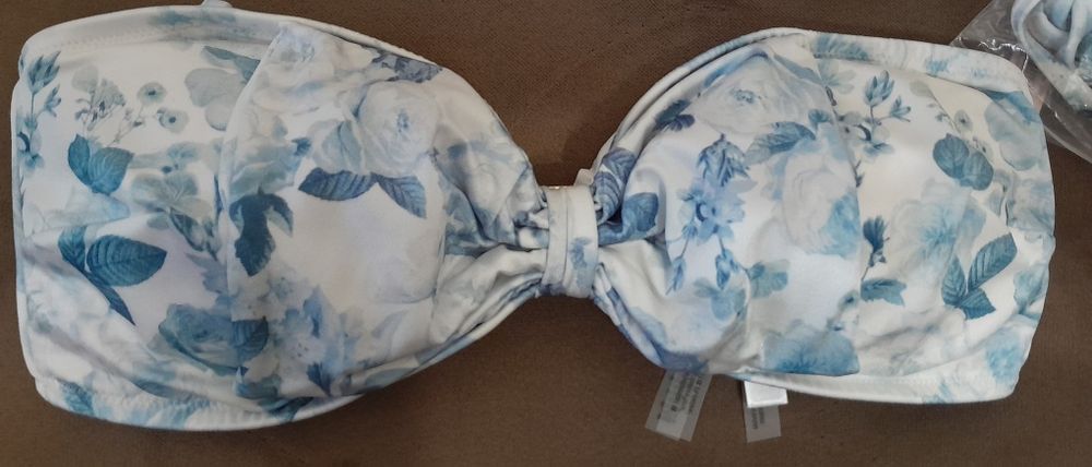 Верх від купальника Victoria's Secret розмір L