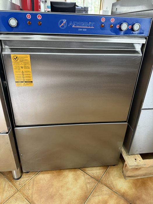 Maquina de lavar loiça  industrialpratos / bomba de esgoto , drenagem