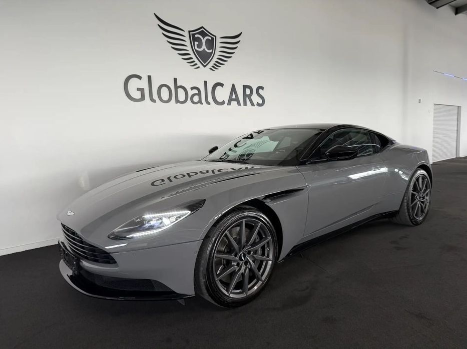 Aston Martin DB11 Coupé