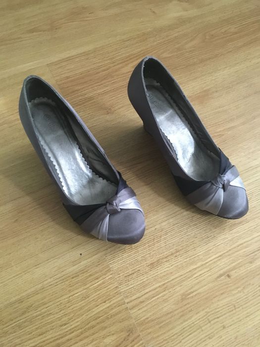 Buty damskie szarości Clara Barson 36