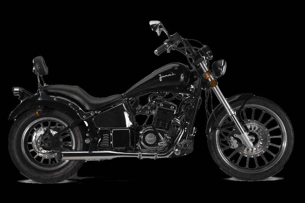 MOTOCYKL JUNAK M16 EuroV+ Chłodzony cieczą Moc 10,9 KM