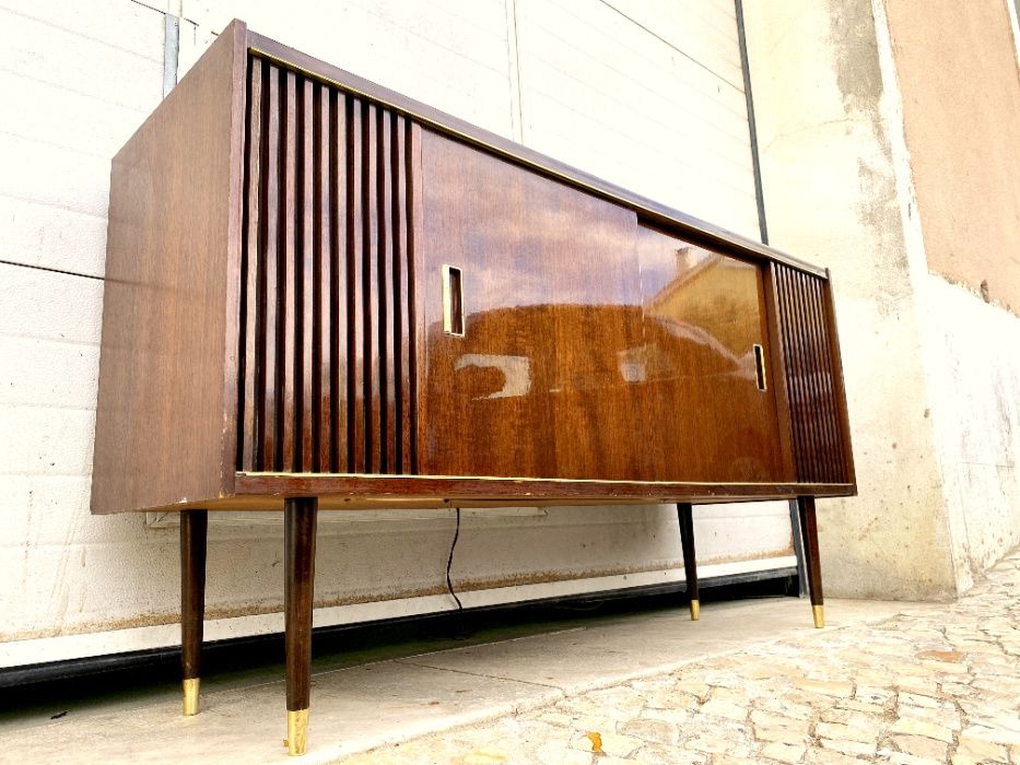Aparador rádio gira discos ponto azul a funcionar 150comp x 45prof x 8