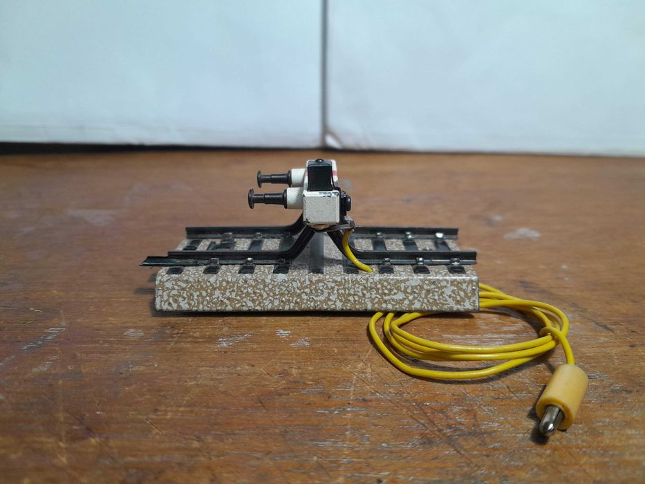 Topo de Via Märklin H0 7191 com Luz
