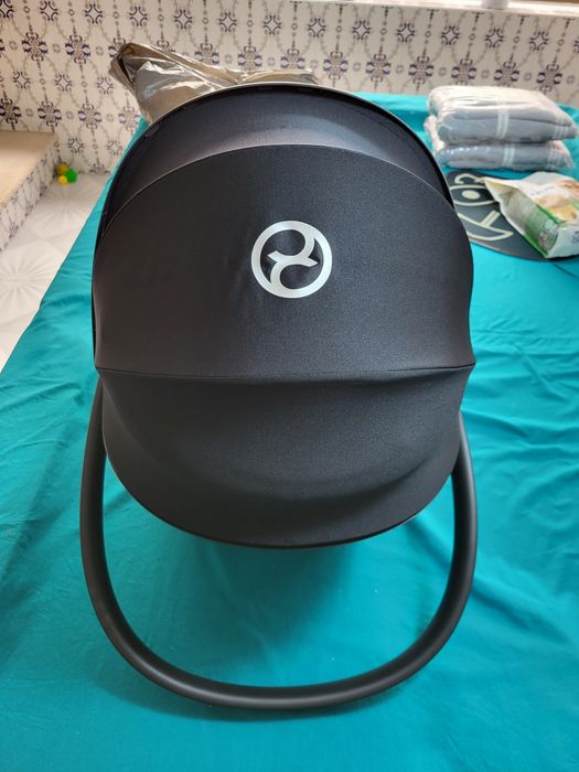 Cadeira auto / Ovo Cybex Aton M i-Size + Base M ISOFIX