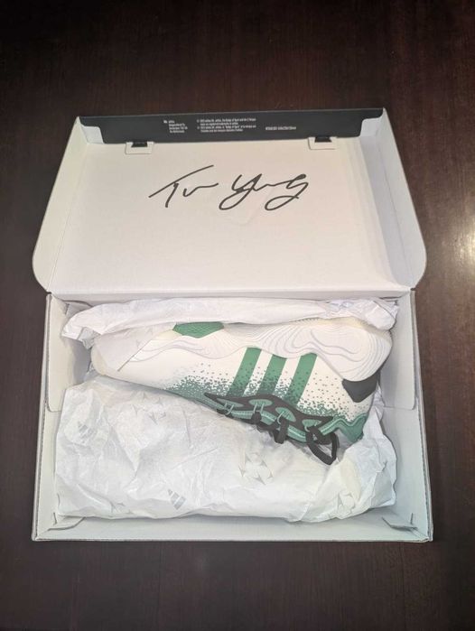 Sapatilhas de Basquetebol - Adidas Trae Young 3 | Envy - 43 1/3