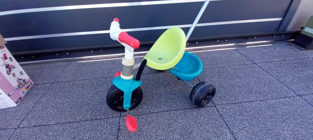 Triciclo criança
