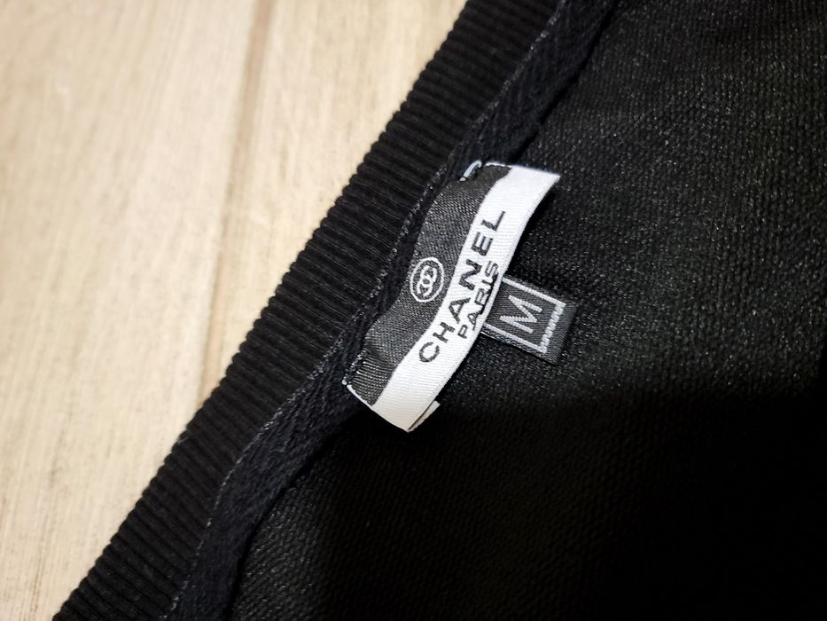 Чорная в стиле  Chanel