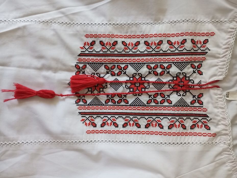 Вишиванка для девочки