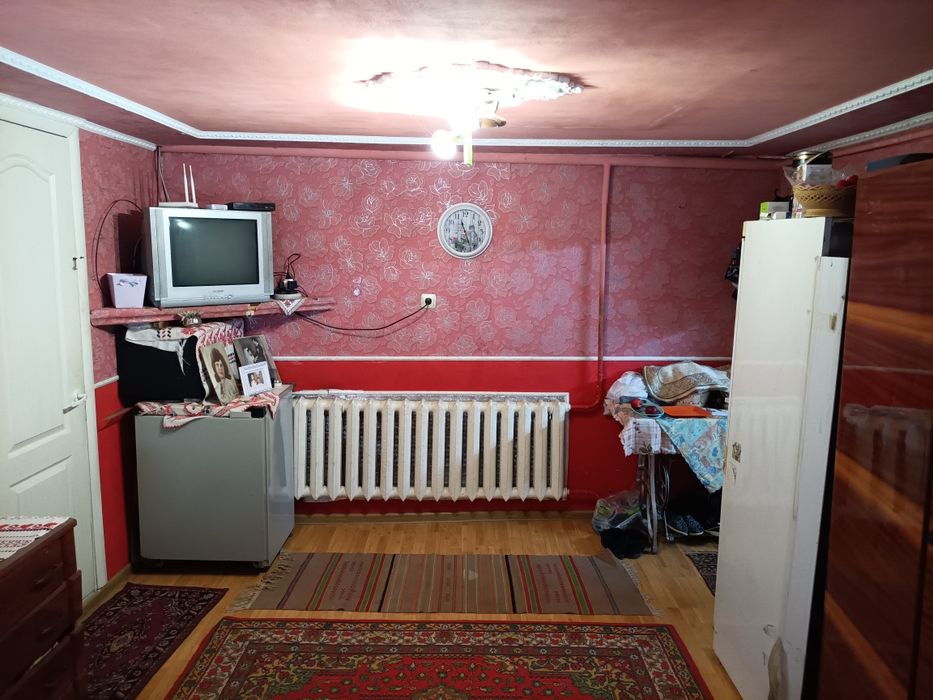 Будинок на дві сім'ї в передмісті Берегова