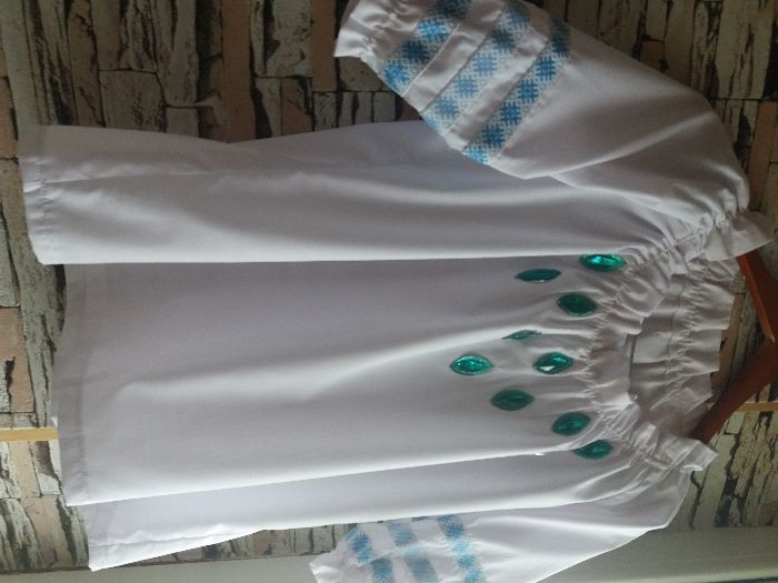 костюми українські голубі