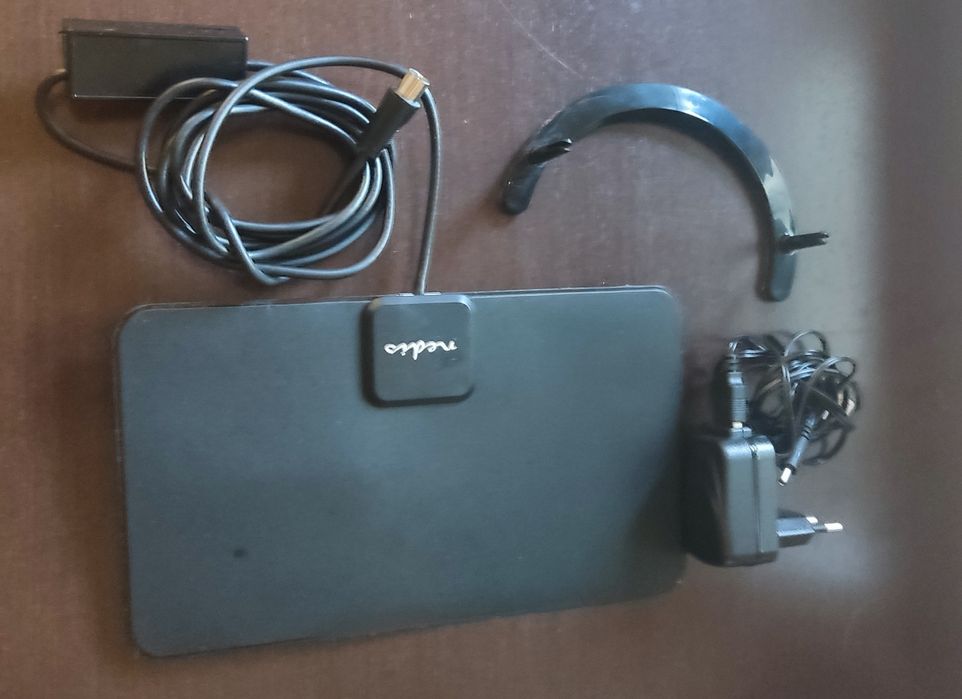 Antena interior TDT nedis como nova