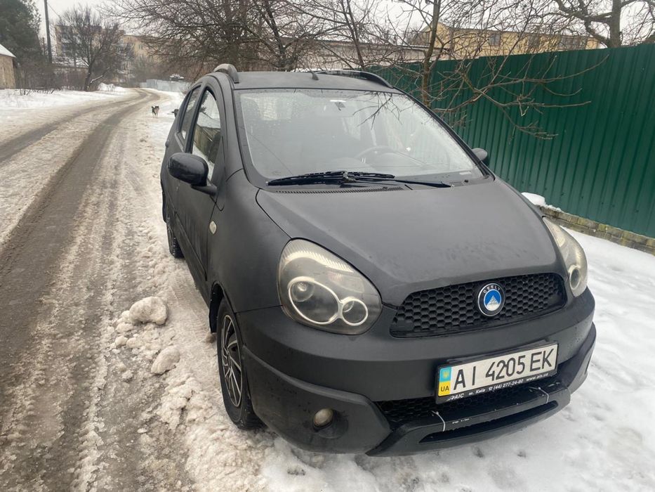 Машина Geely gx2