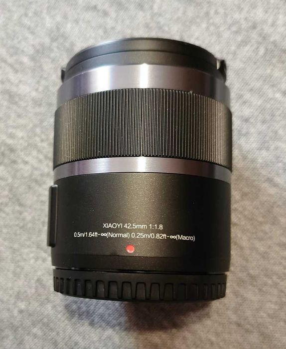 Продам объектив XIAOYI 42.5mm/ 1 : 1.8 micro 4/3 Panasonic Olympus