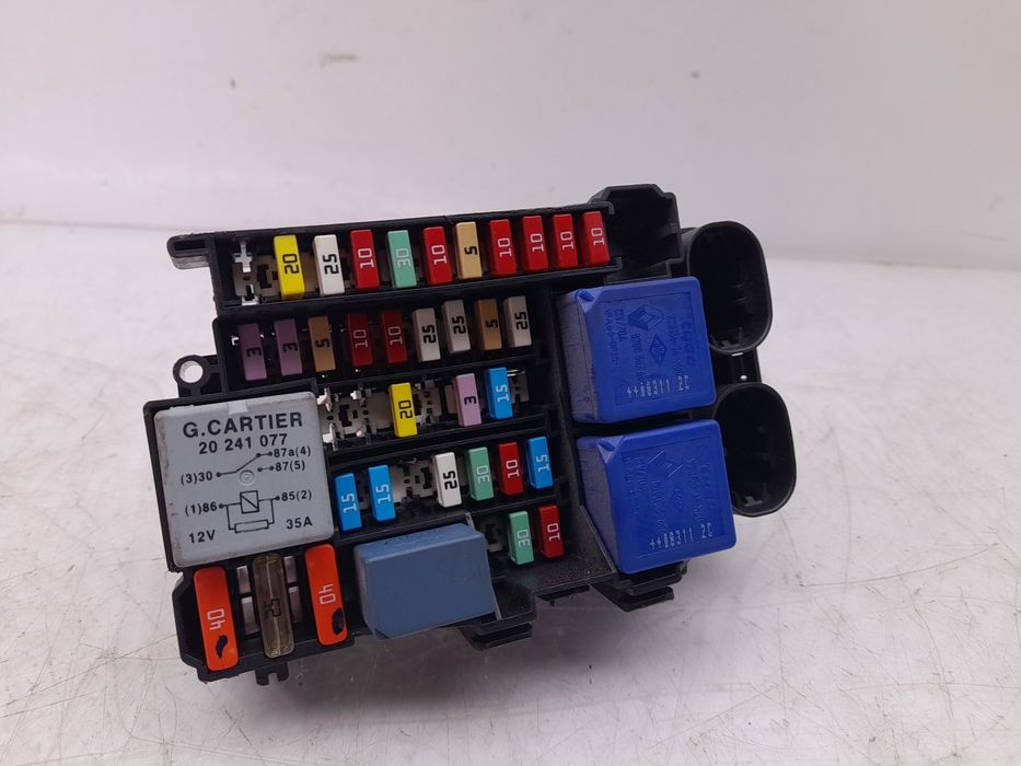 Caixa fusíveis / SAM / BSI RENAULT Megane III (BZ0_)