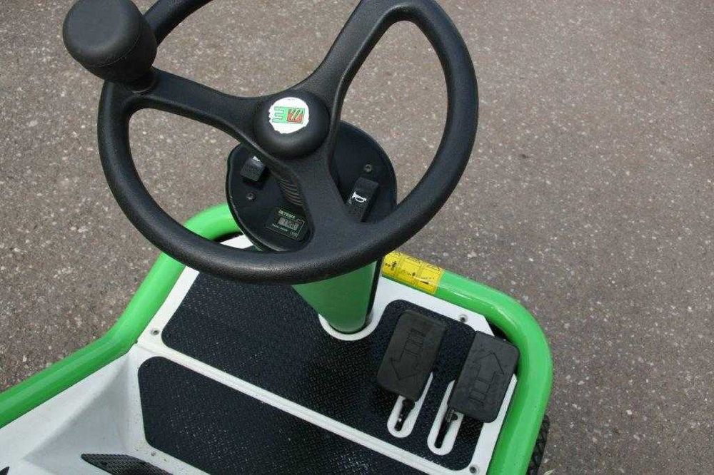 Traktorek odśnieżarka kosiarka Etesia HYDRO 80 MKHP Lemiesz Pług