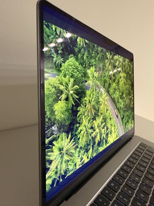 MacBook air 15 m3 16/256 idealny stan