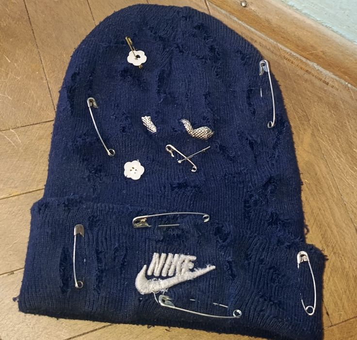 Czapka Nike zimowa beanie custom DIY alternative
