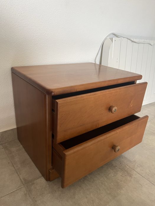 Mesa de cabeceira madeira