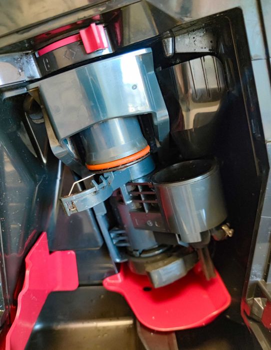 W pełni automatyczny ekspres do kawy Siemens EQ.9 s300 INOX