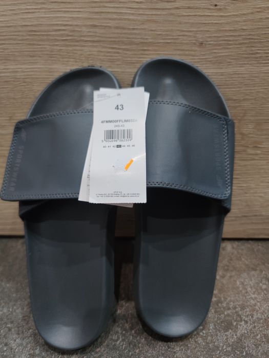 Klapki męskie 4F rozmiar 43