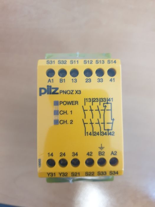 774310 Реле безпеки pilz