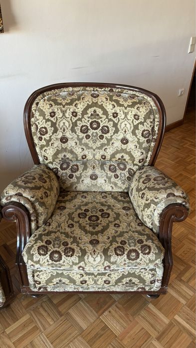 Conjunto sofá e poltronas vintage
