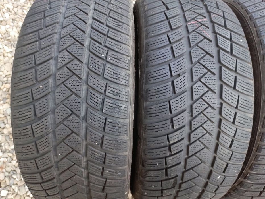 225.50.17 Vredestein 2 шт