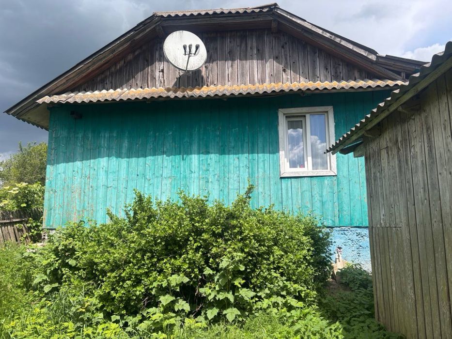 Будинок біля села Верхівці(в селі Рогізно) Самбірський район міста Львова