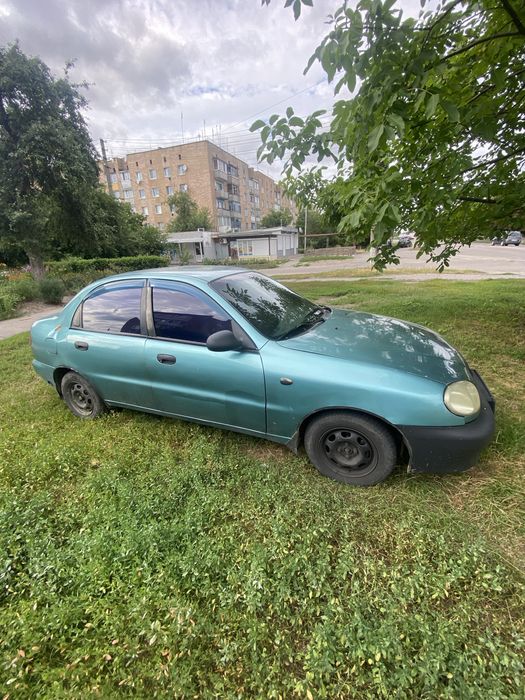 Продам Ланоса.