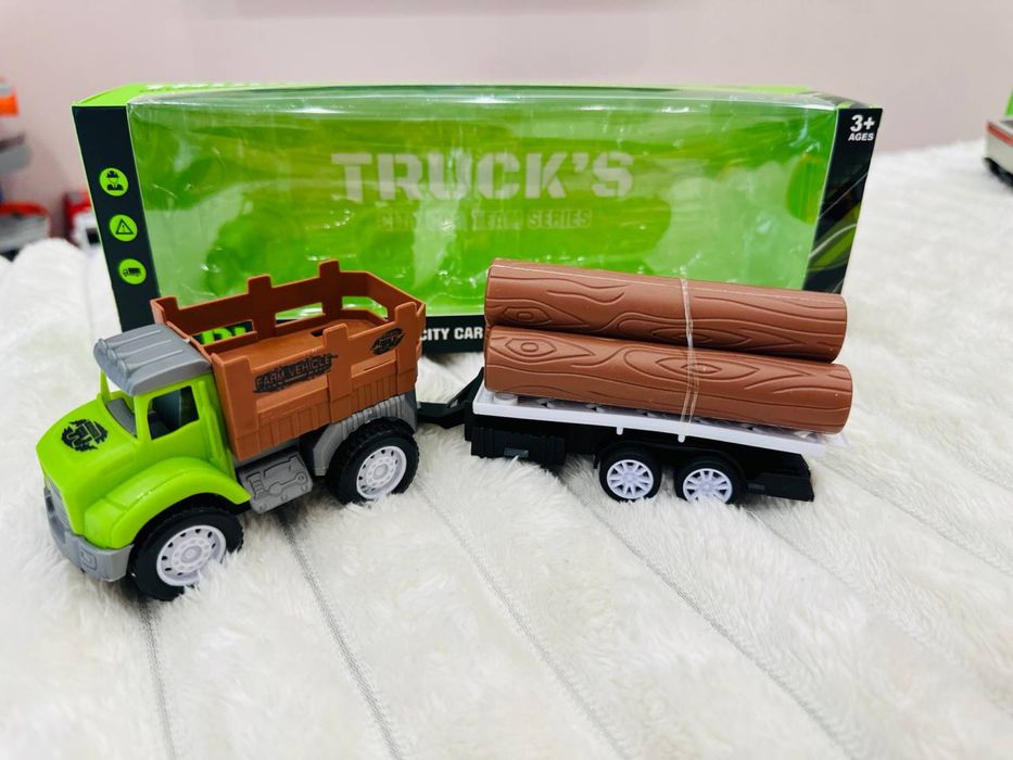 Трактор з причіпом