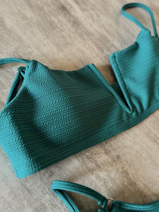 Купальник яскравий висока посадка фігурний виріз зелений неоновий