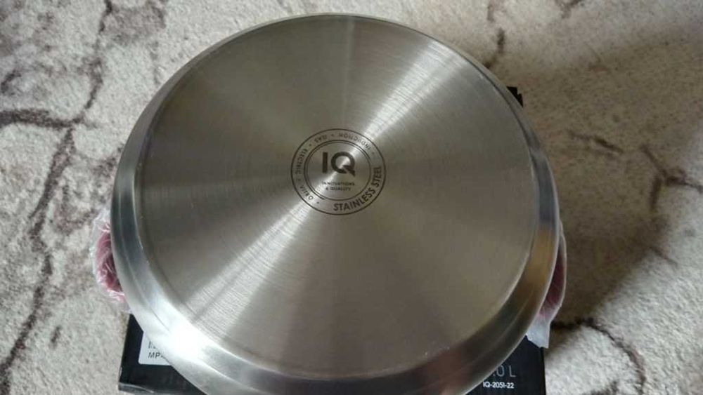 Каструля з кришкою IQ Be Royal 22 см 4.0 л