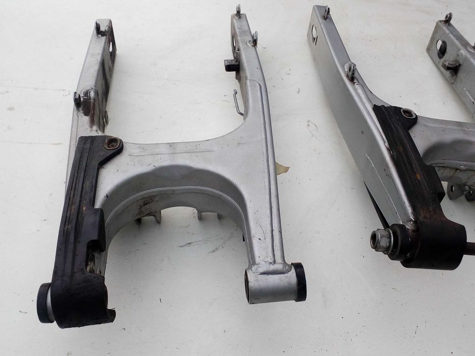 Bmw F 650 GS wahacz prowadnica łańcucha komplet