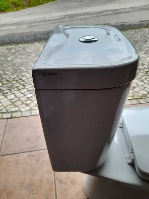 Sanitários Valadares