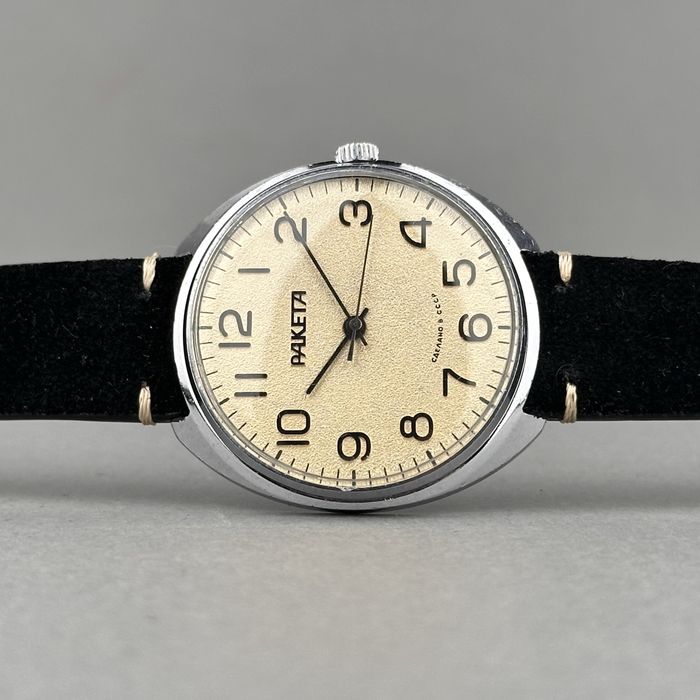 Zegarek vintage Raketa – Sand | jasna tarcza | czytelny | USSR