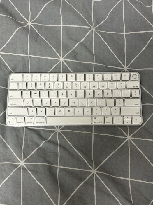 Apple Magic Keyboard Touch ID USB C MXCK3LB/A