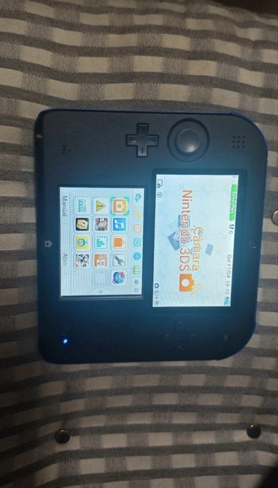 Nintendo 2DS + jogos + acessórios (conjunto completo)