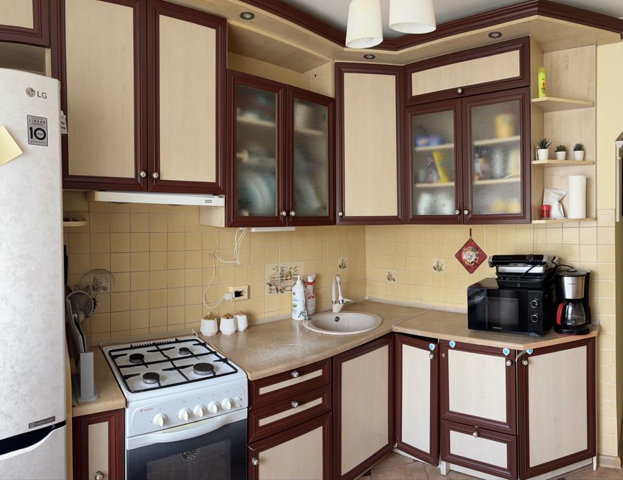 Кухня меблі на кухню